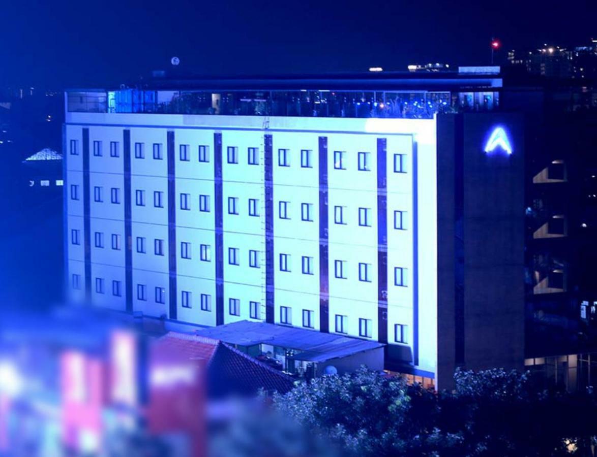 Atlantic City Hotel Бандунг Экстерьер фото